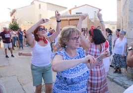 Danzas en Villahán.