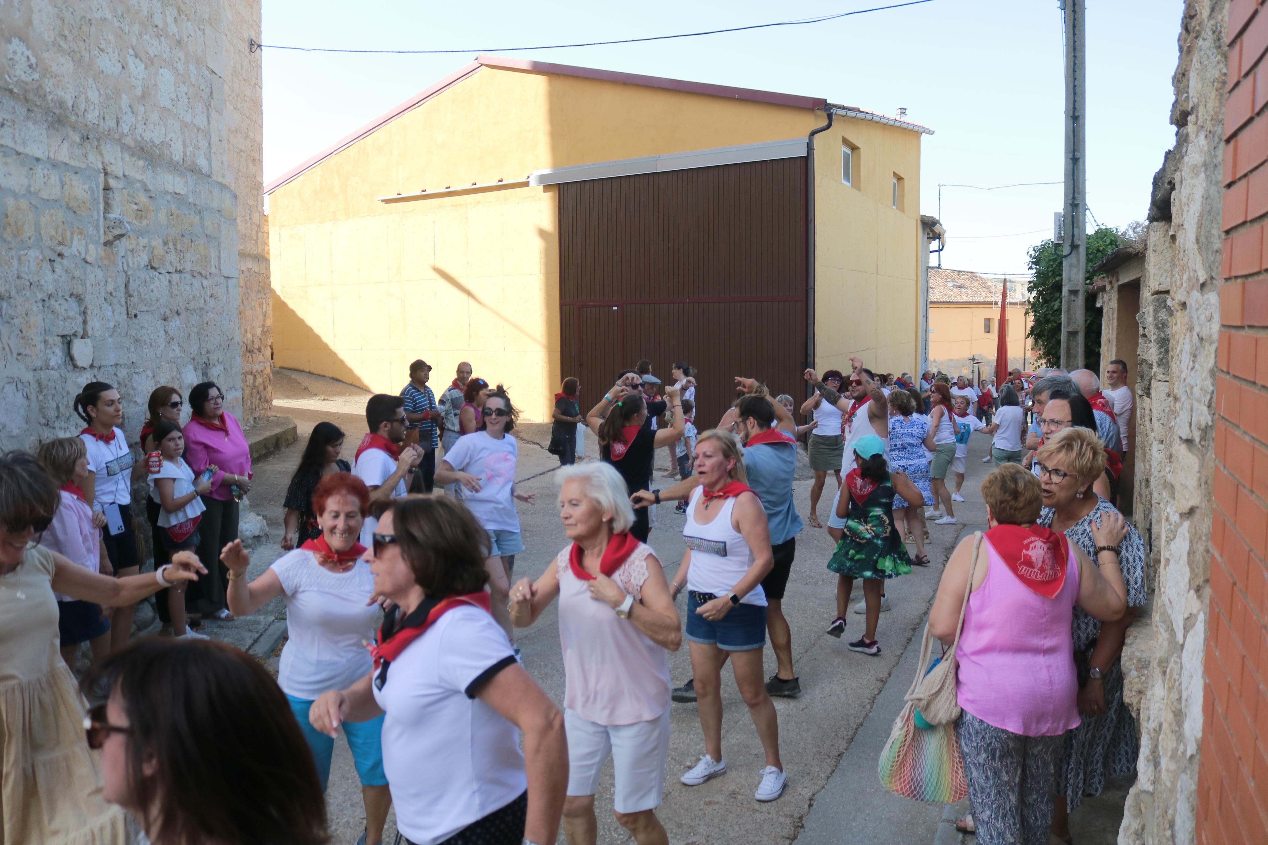 Villahán danza a Santa Marina