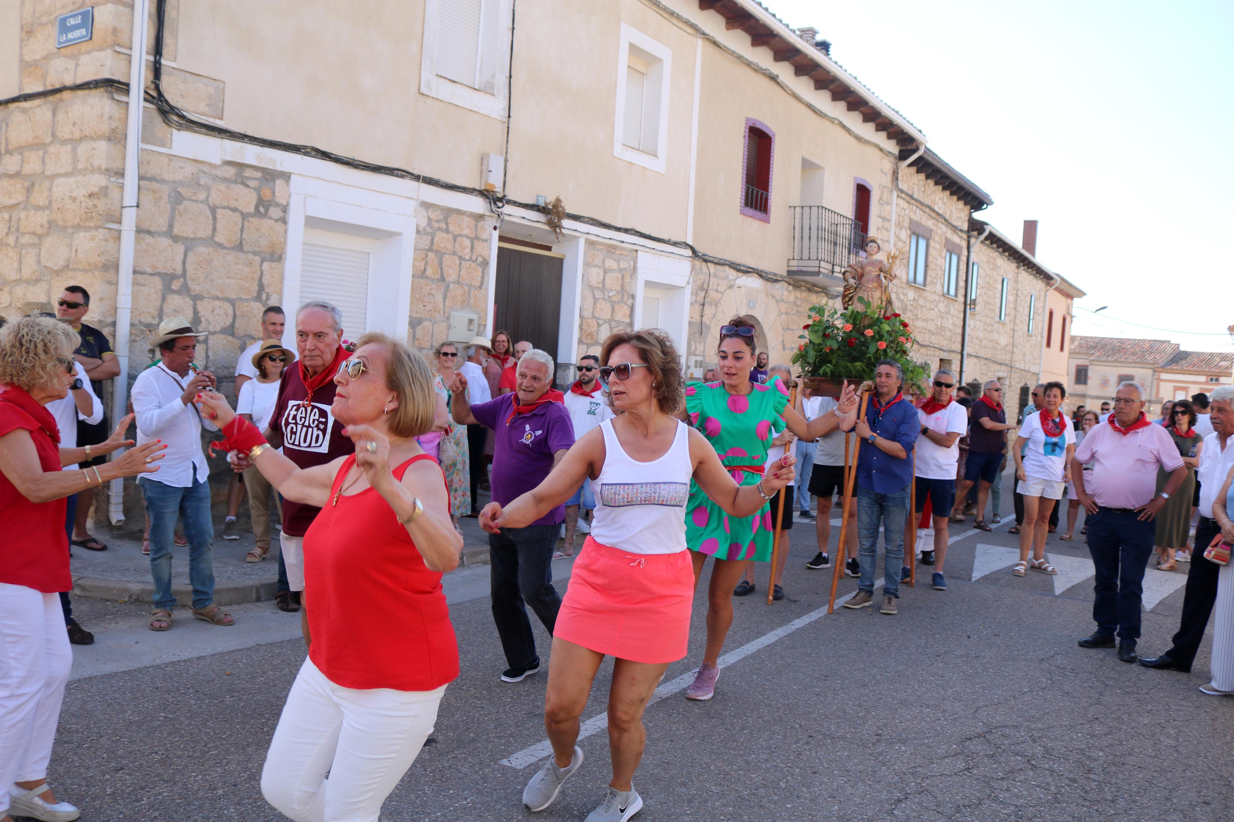 Villahán danza a Santa Marina