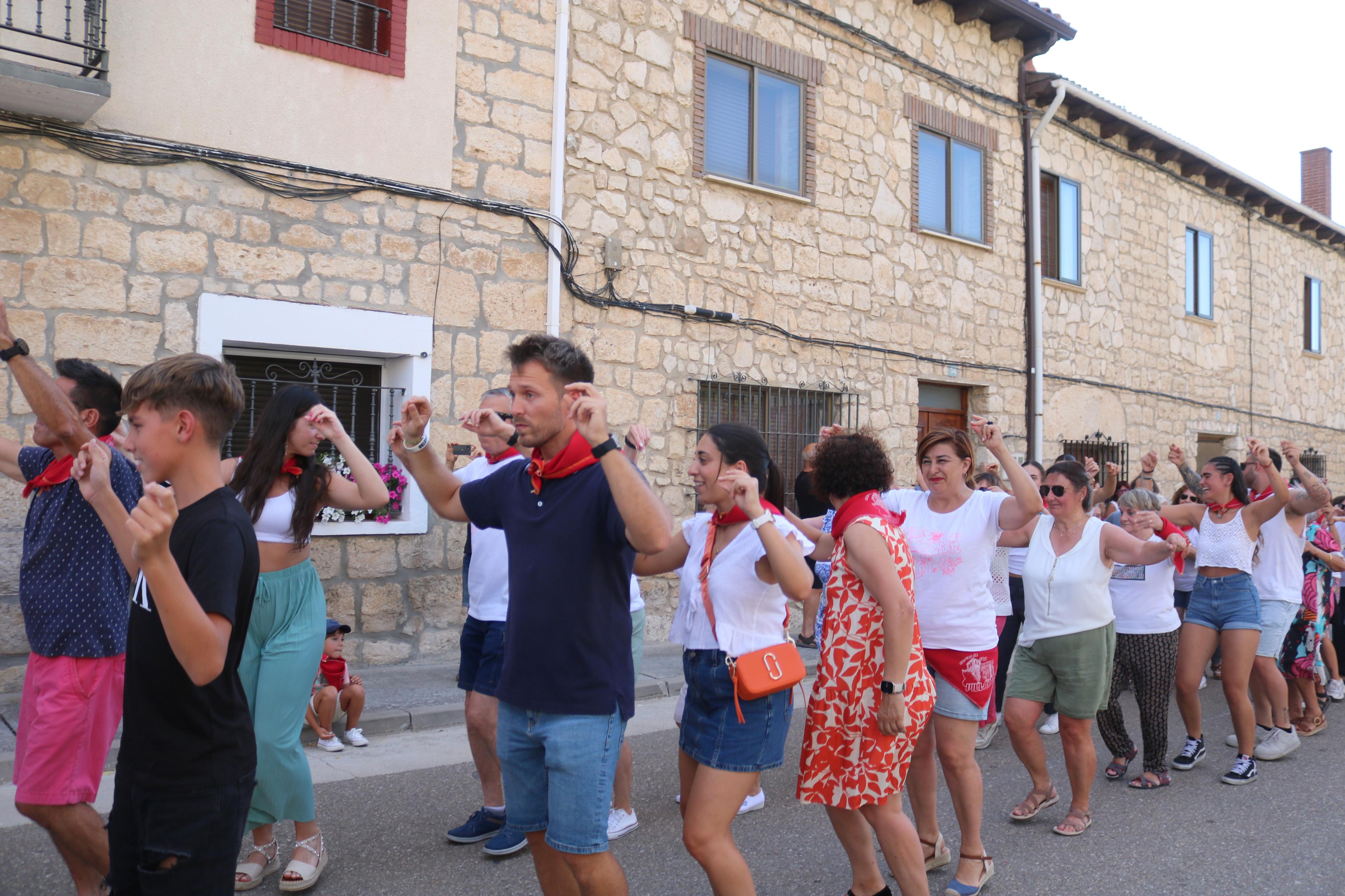 Villahán danza a Santa Marina