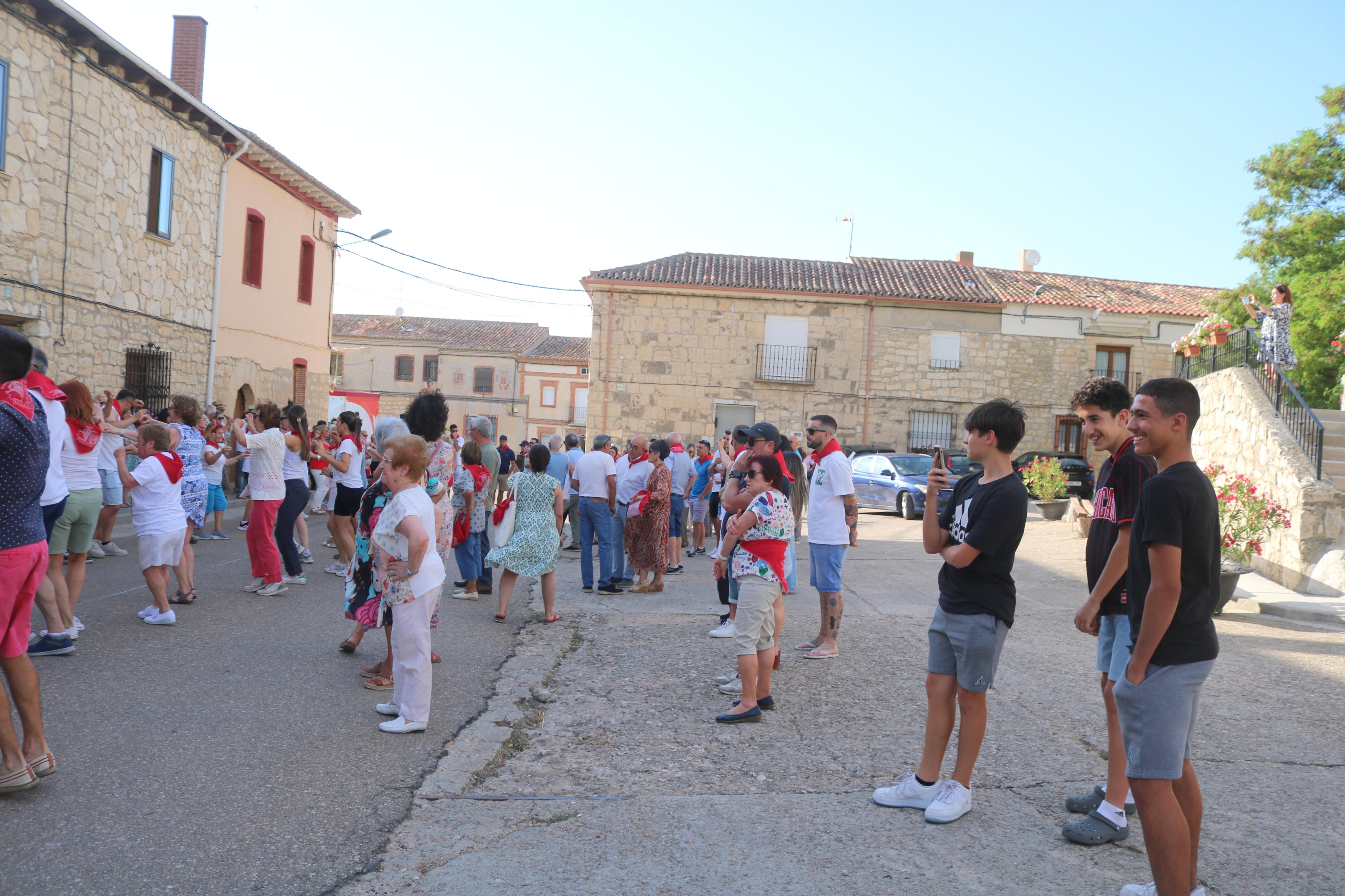 Villahán danza a Santa Marina