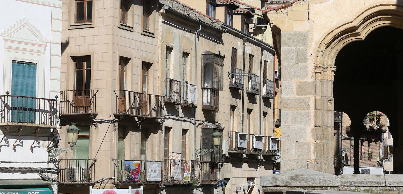 El mal estado del casco histórico, en imágenes