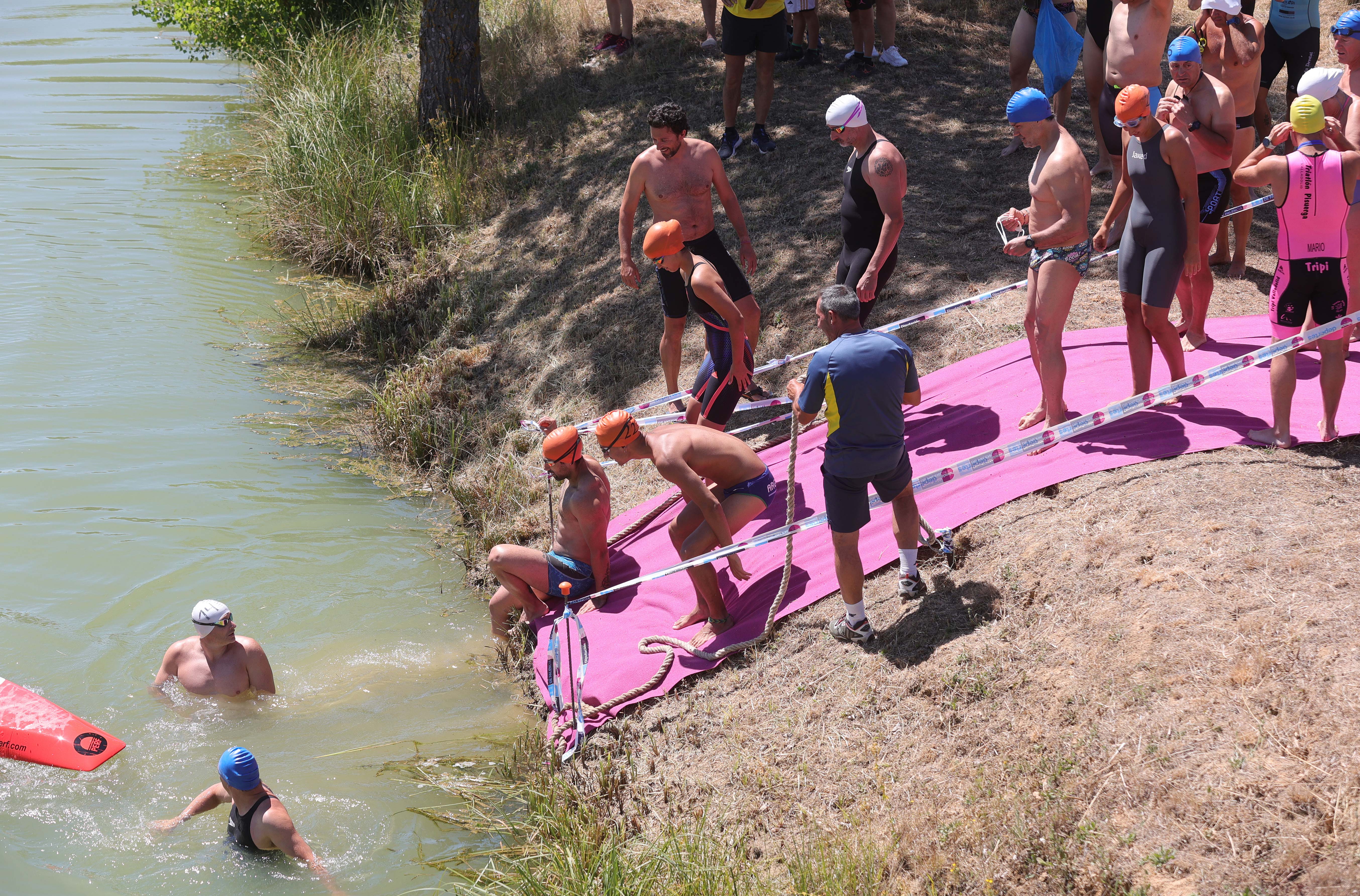 VI Travesía a nado Canal de Castilla en Paredes de Nava