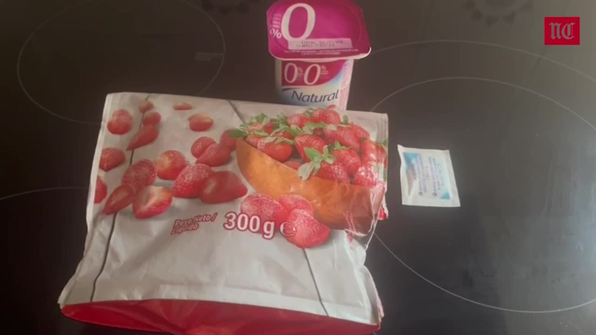 Refrescante receta de helado de fresa en tres minutos