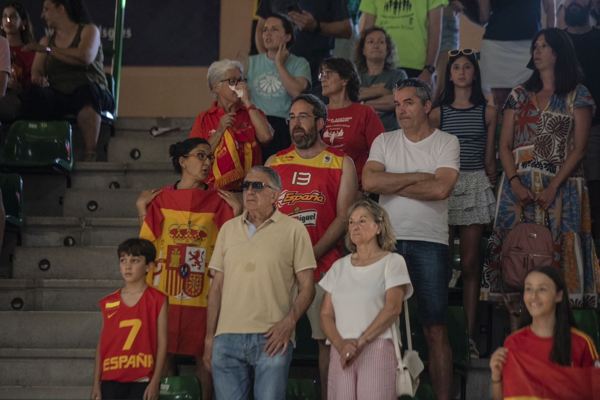 Búscate en las gradas del Pedro Delgado durante el España - Canadá de baloncesto