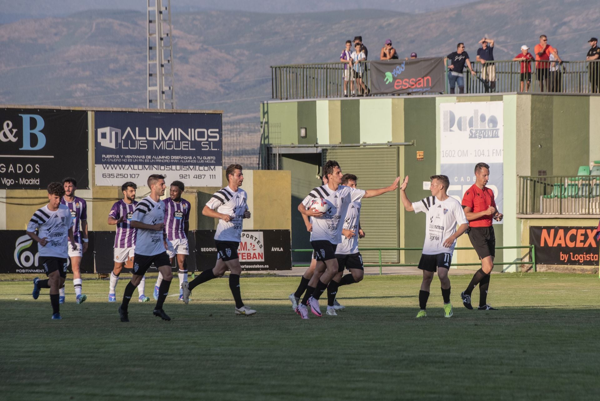 El partido entre la Segoviana y el Real Valladolid, en imágenes