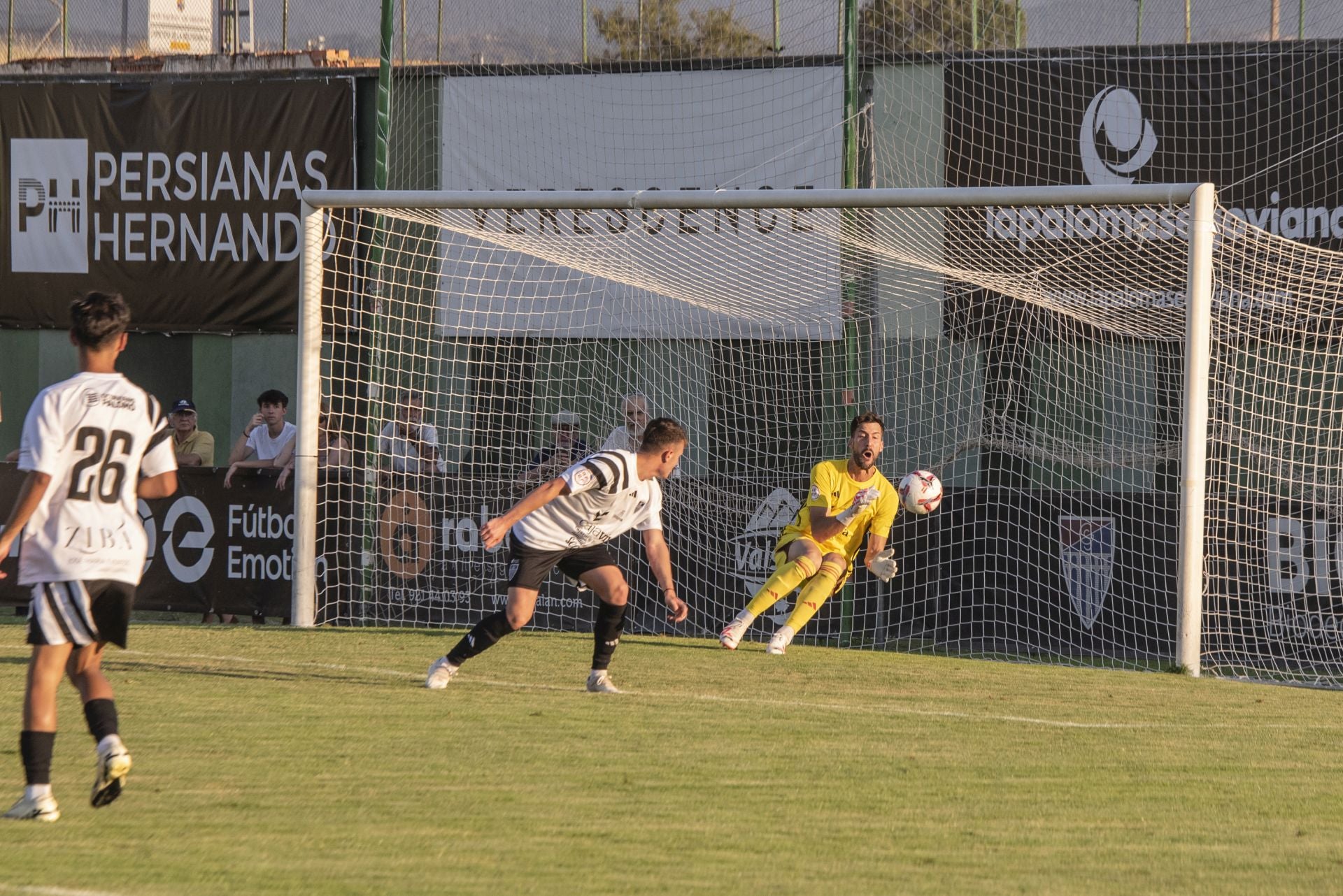 El partido entre la Segoviana y el Real Valladolid, en imágenes