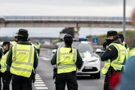 Agentes de Tráfico de la Guardia Civil.