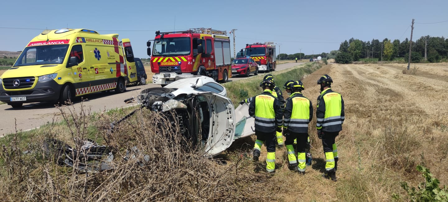 Accidente frontal entre Canalejas y Rábano