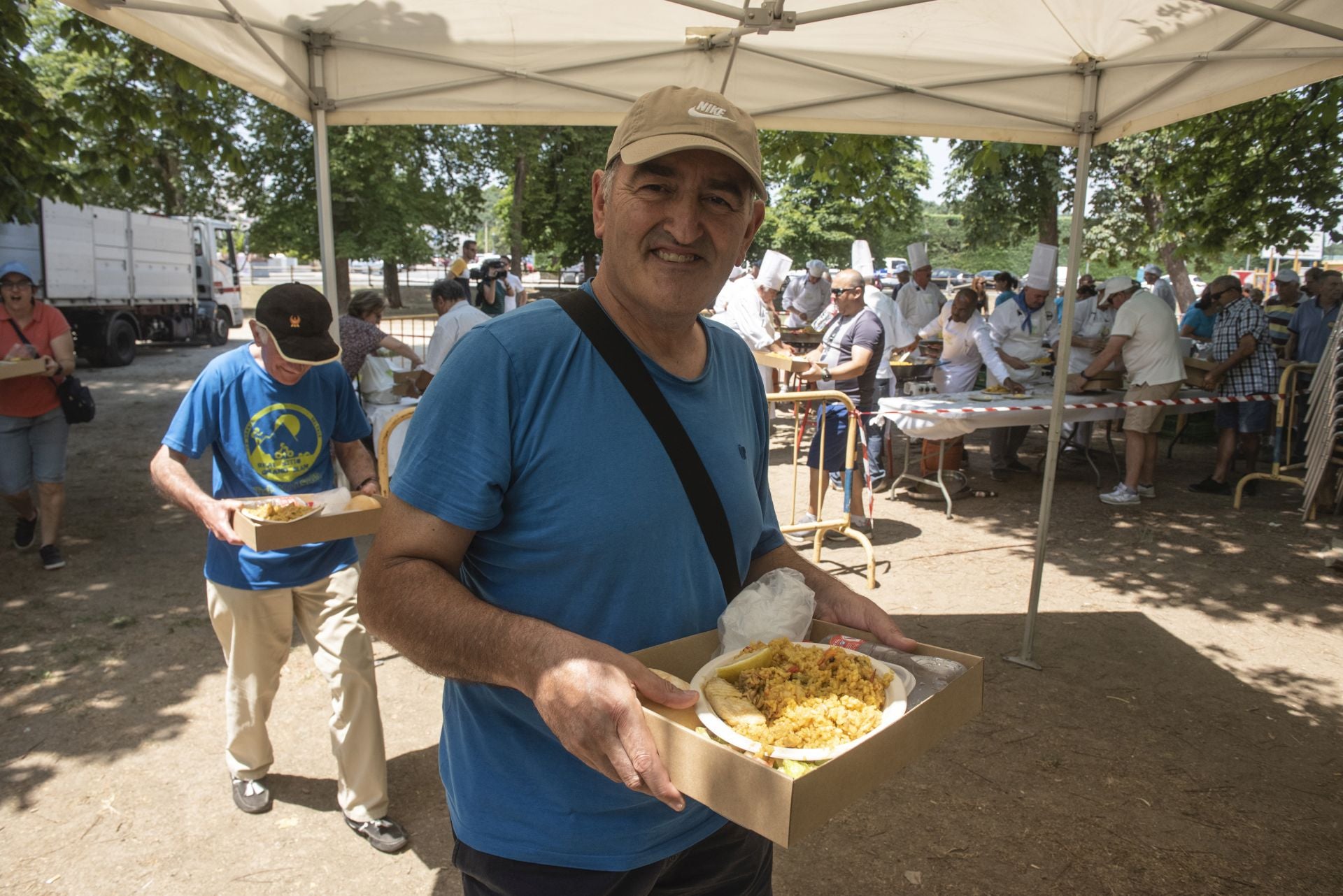 La paella popular de Apadefim, en imágenes