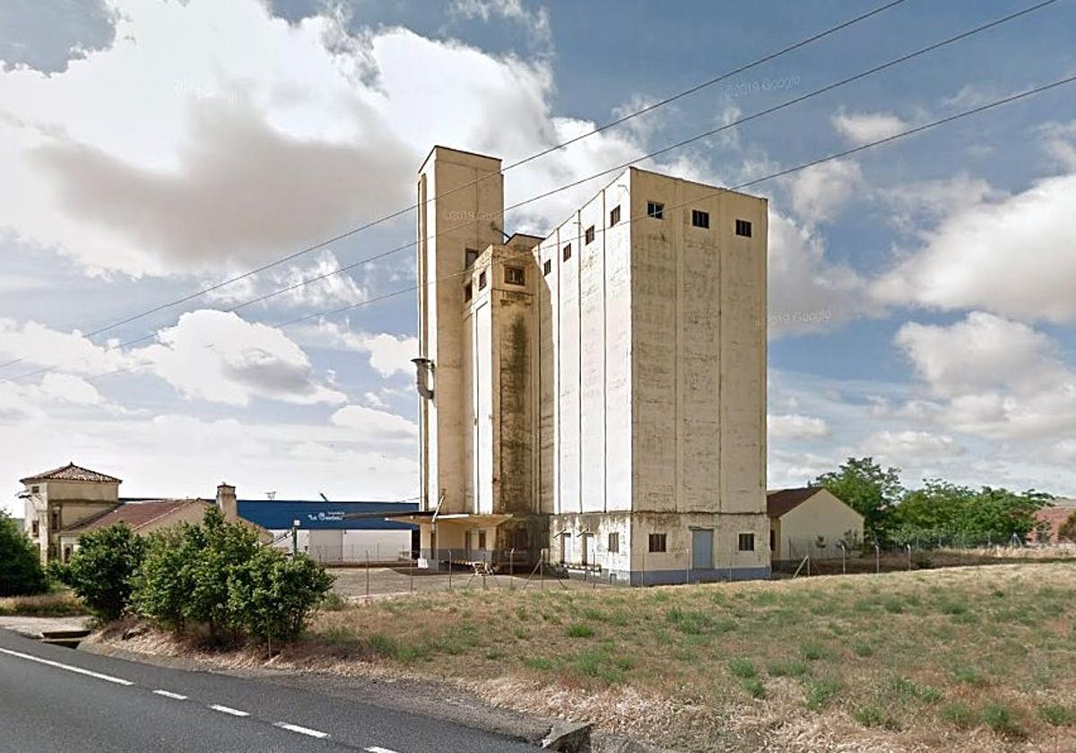 El silo de Santervás de Campos.