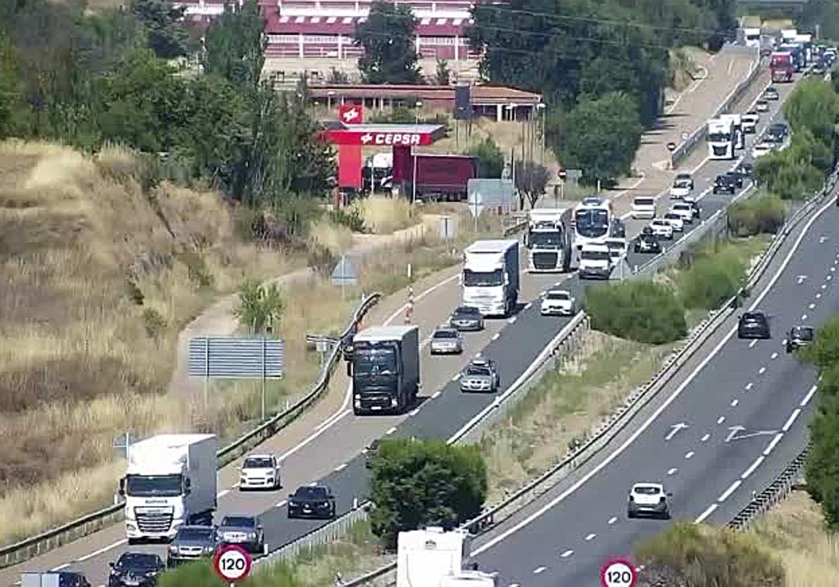 Retenciones en Geria por la colisión múltiple registrada en la autovía de Salamanca.