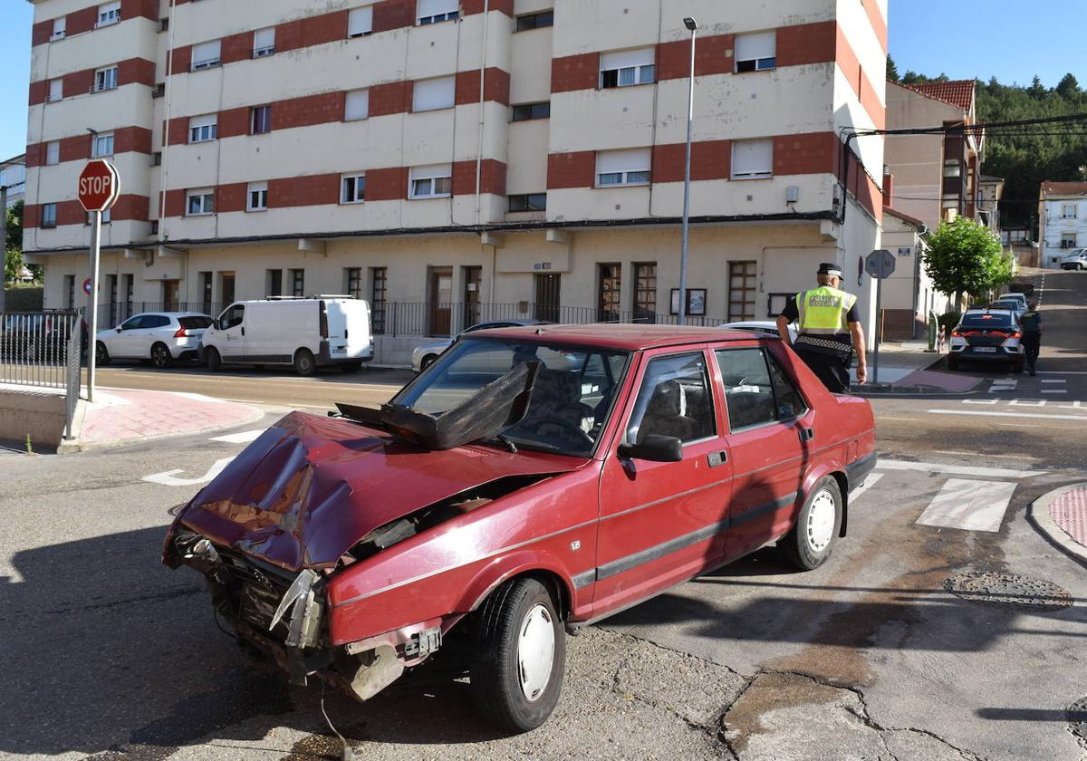 Aparatoso accidente de tráfico en Aguilar