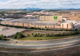 Zona de la cabecera norte de la fábrica, donde se van a construir los nuevos almacenes.