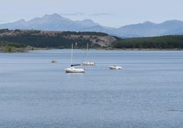 Tras tres años de sequía, este año el embalse de Aguilar de Campoo está lleno.