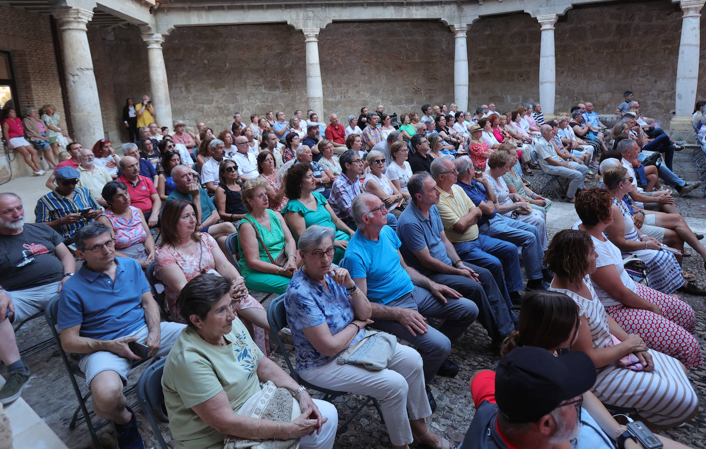 Los atardeceres llenan de música el castillo de Monzón