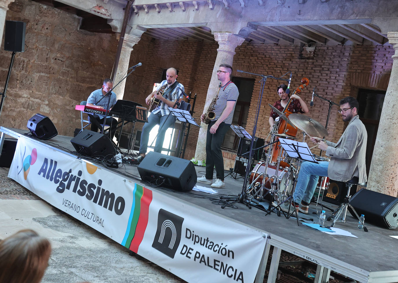 Los atardeceres llenan de música el castillo de Monzón
