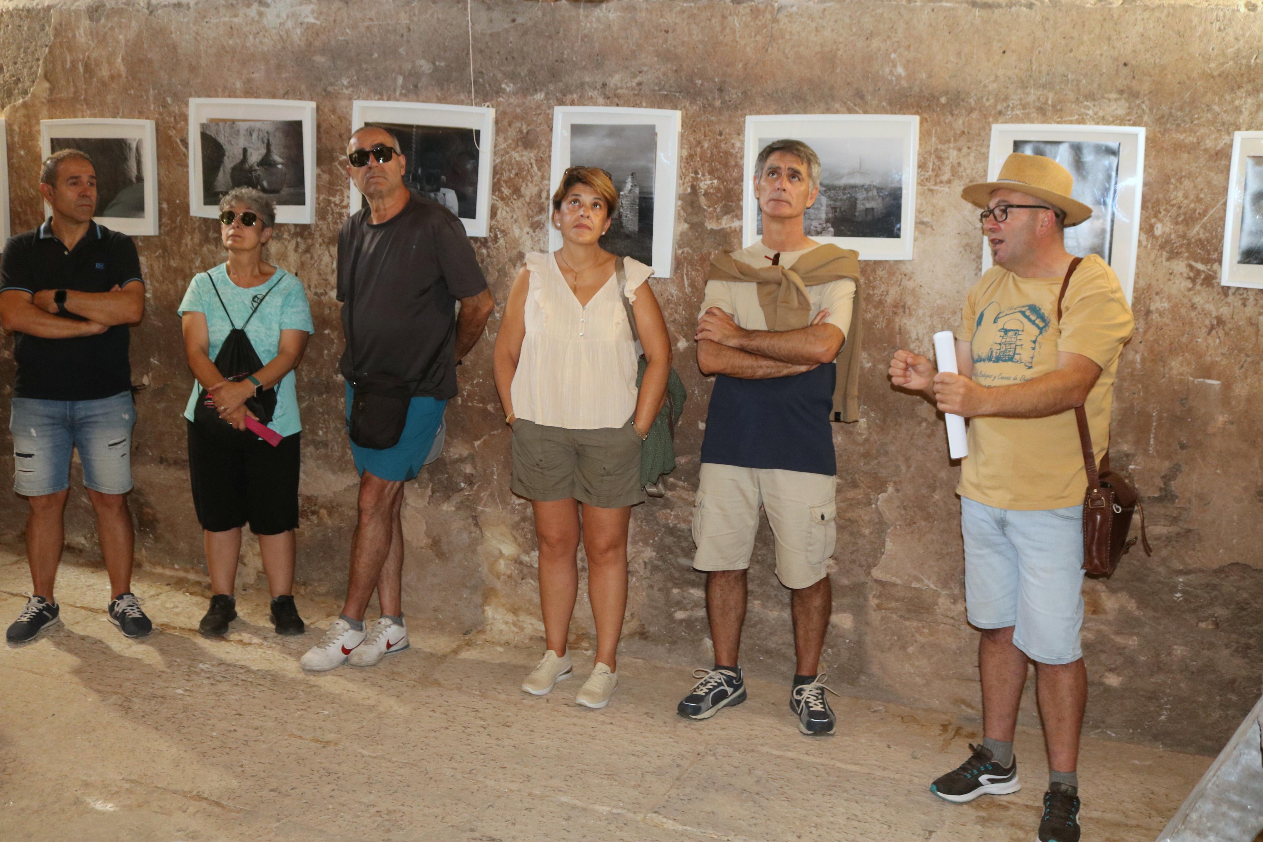 X Ruta Guiada por las Bodegas y Cuevas de Dueñas