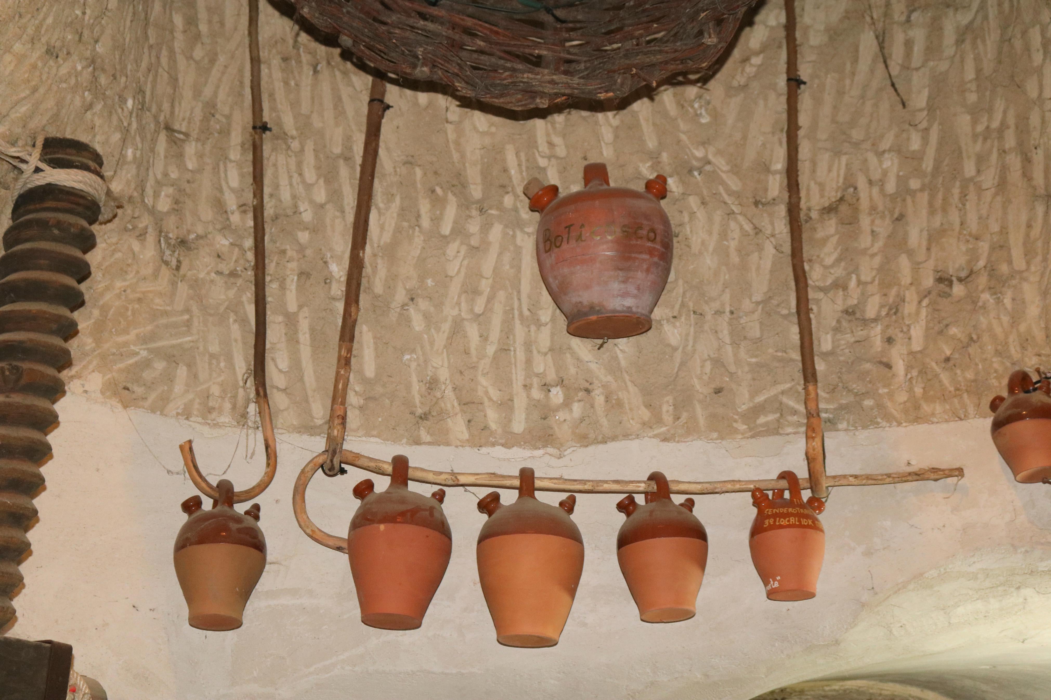 X Ruta Guiada por las Bodegas y Cuevas de Dueñas