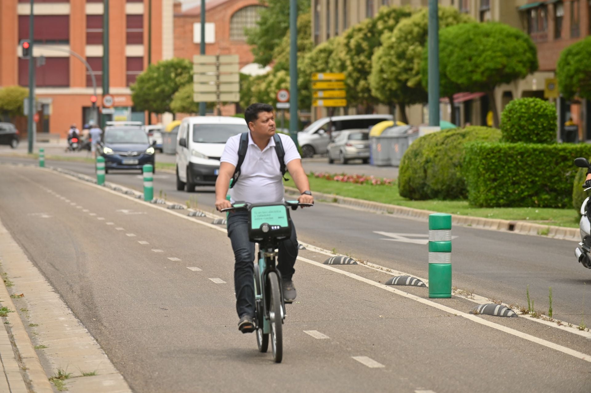 Empiezan las obras para destruir el carril bici de Isabel La Católica