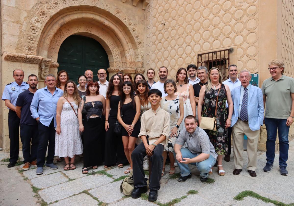 Pintores pensionados participantes en el curso de este verano organizado por la Academia de San Quirce.