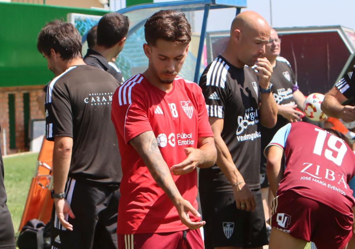 Gabriel 'Palmero', ayer, durante el partido amistoso ante el Rayo Majadahonda.