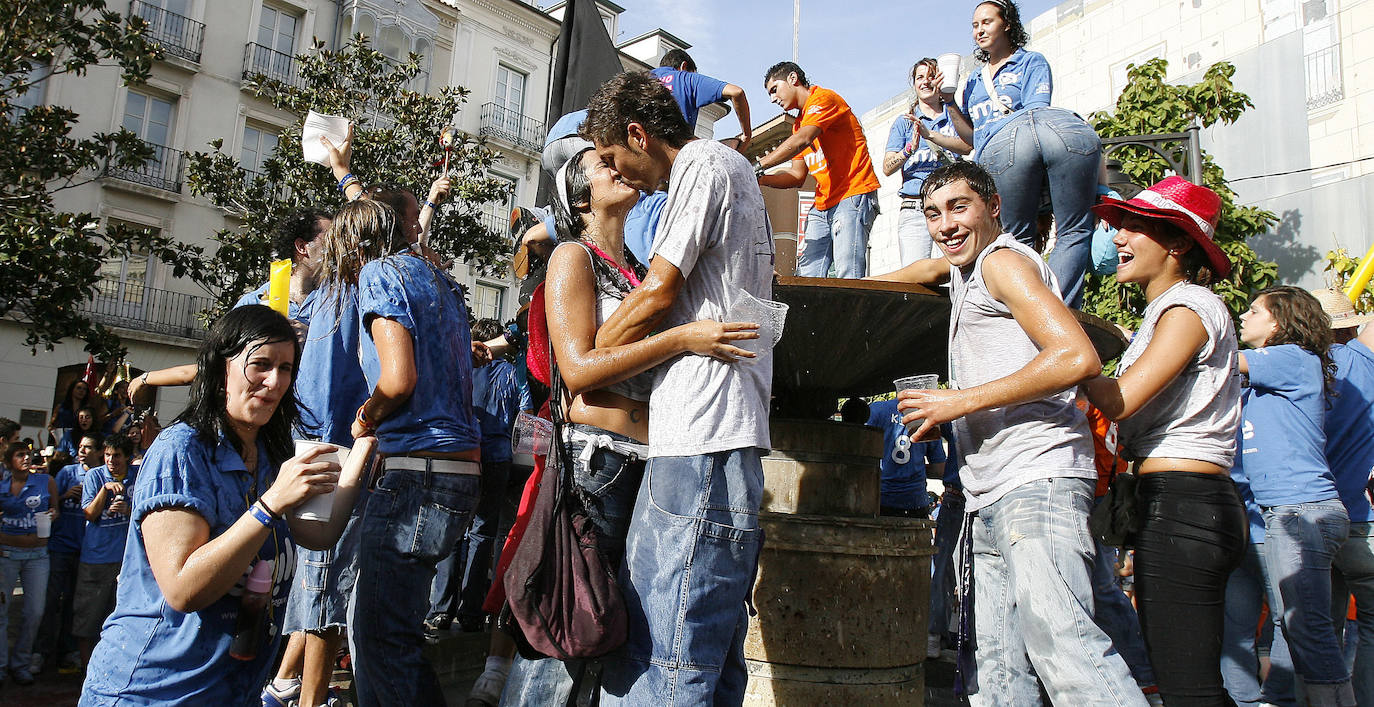 Desfile de peñas del 1 de septiembre de 2004.