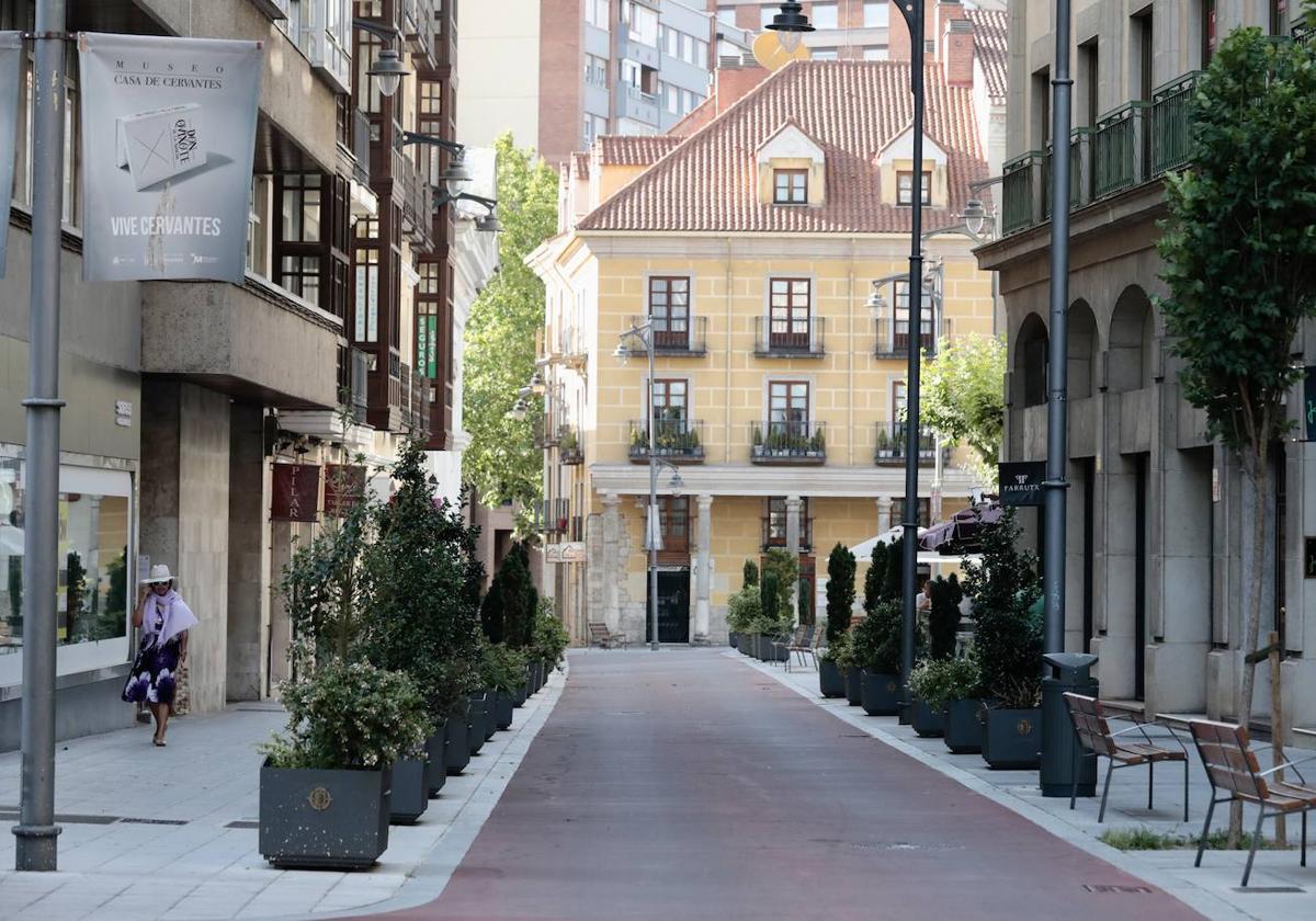 Calle María de Molina en pleno centro de Valladolid.