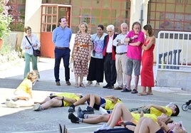 El Padre Ángel, de visita a los niños de Mensajeros de la Paz en Astudillo.