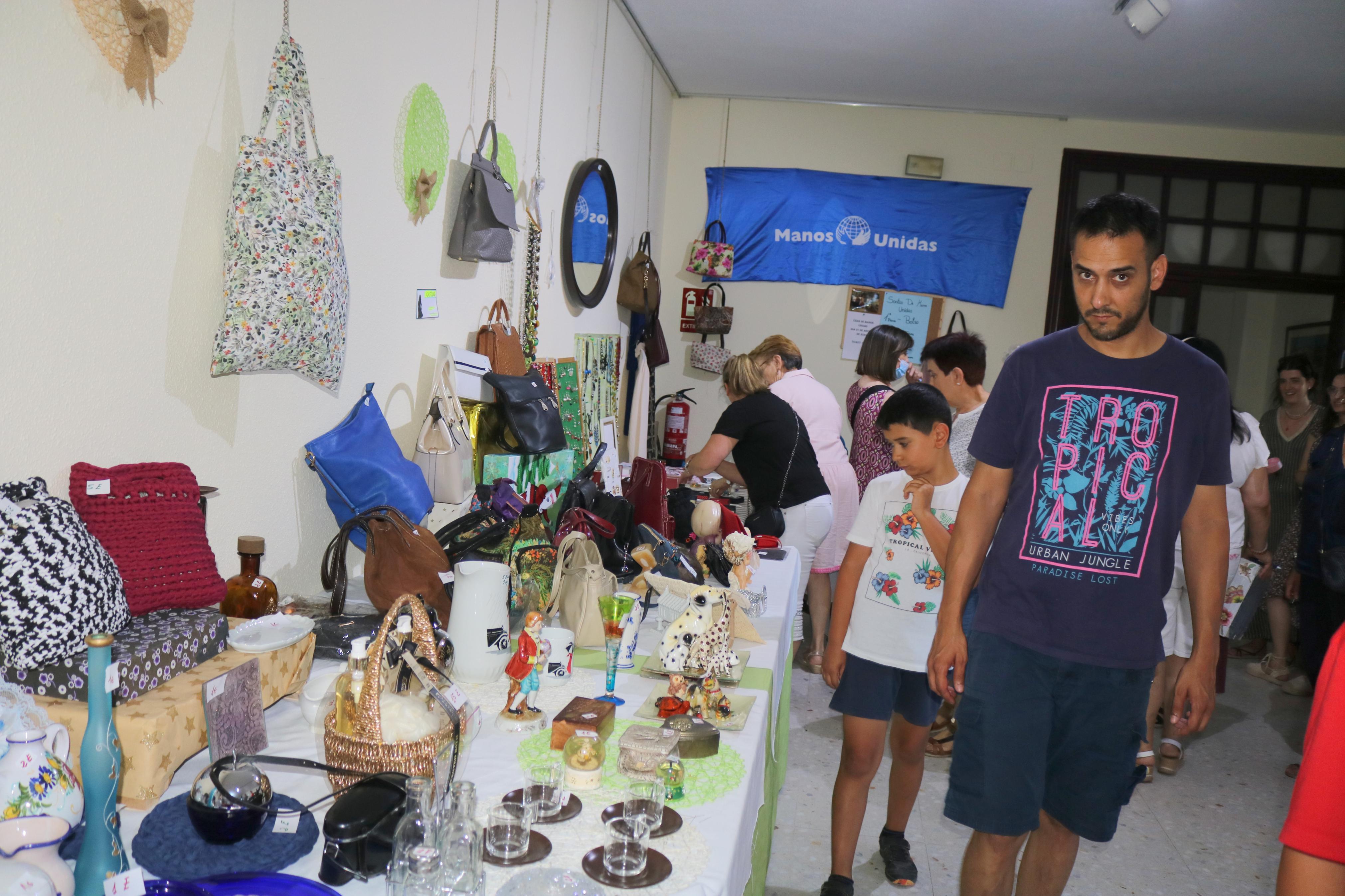 Mercadillo Solidario a favor de Manos Unidas en Palenzuela