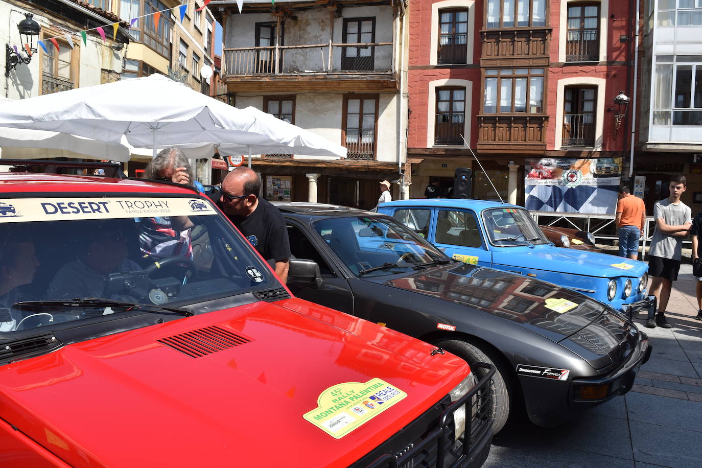 Los motores rugen en la Montaña Palentina con el Rallye de Coches Clásicos