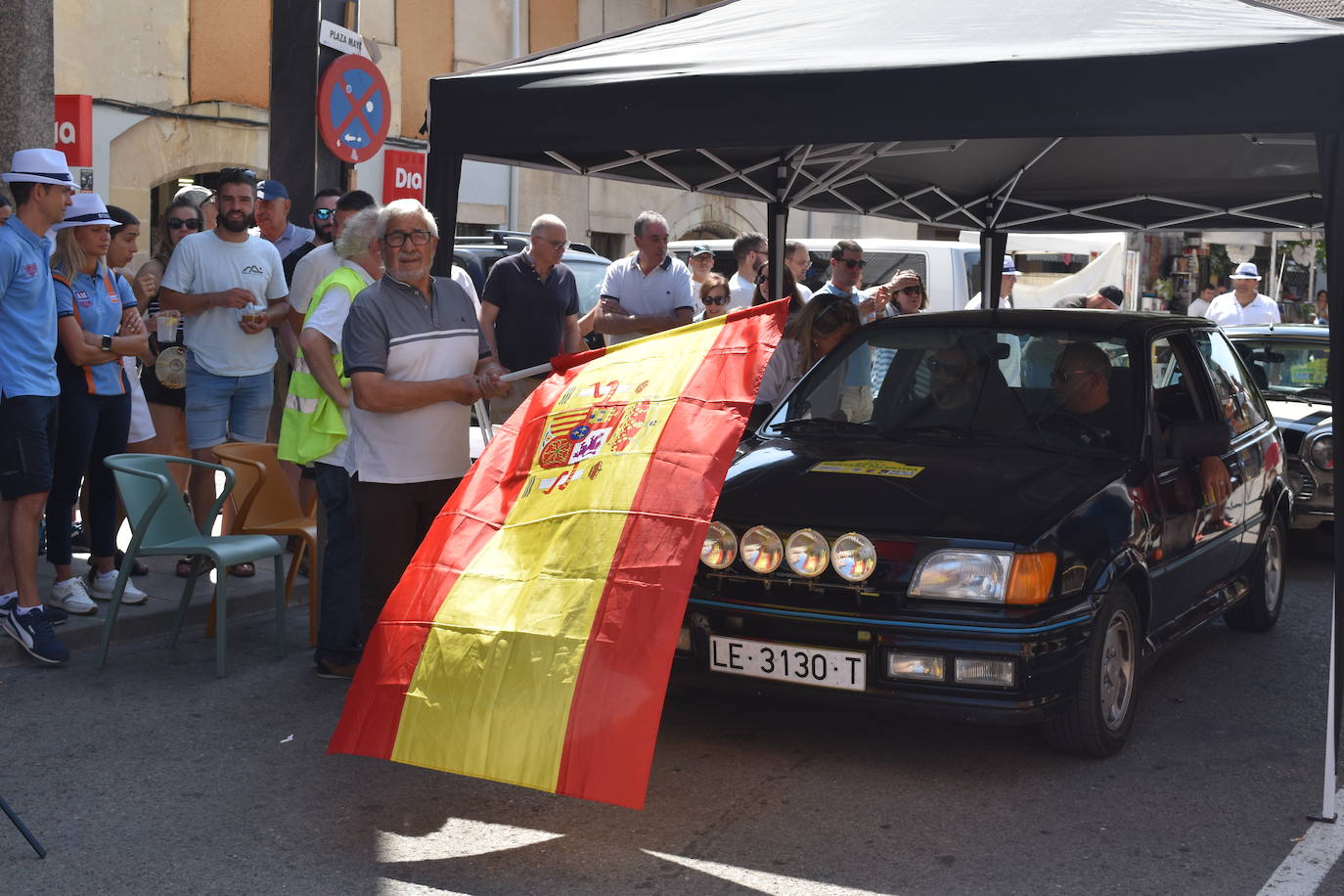 Los motores rugen en la Montaña Palentina con el Rallye de Coches Clásicos