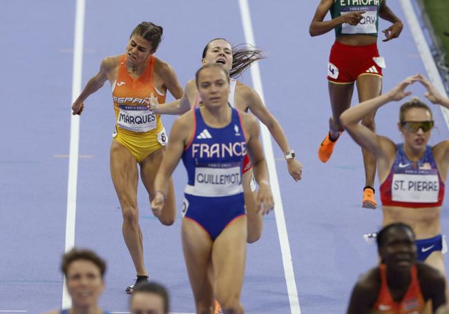 Águeda Marqués se exprime hasta cruzar la línea de meta en la final de este sábado.