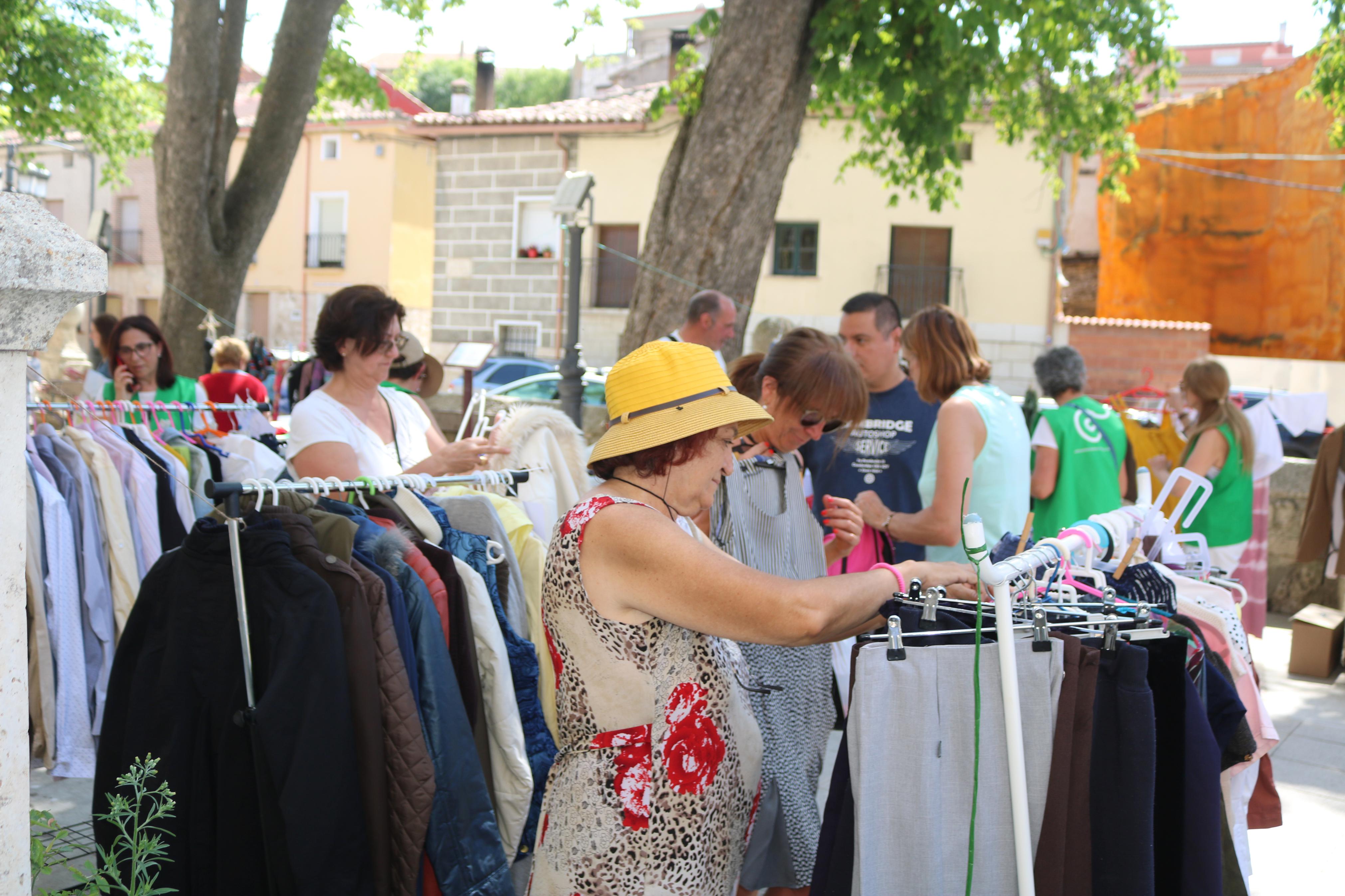 Mercado Solidario de Segunda Mano en Antigüedad