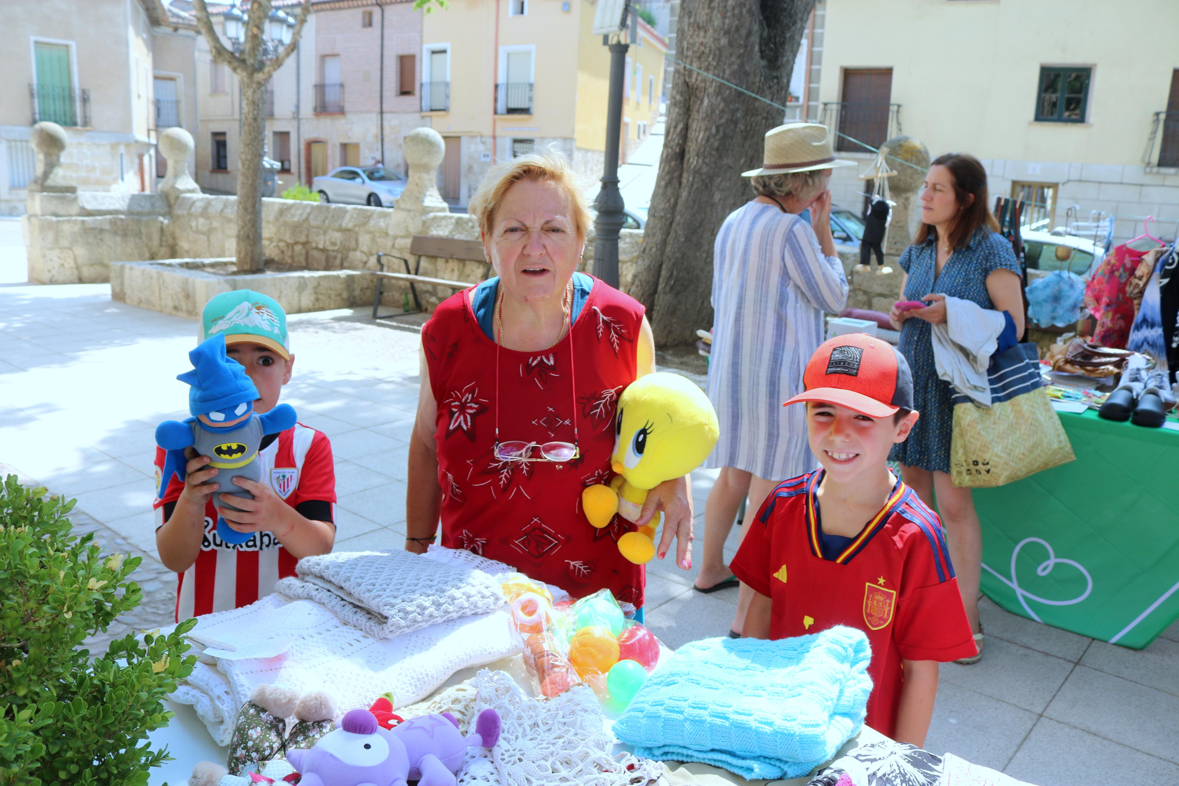 Mercado Solidario de Segunda Mano en Antigüedad