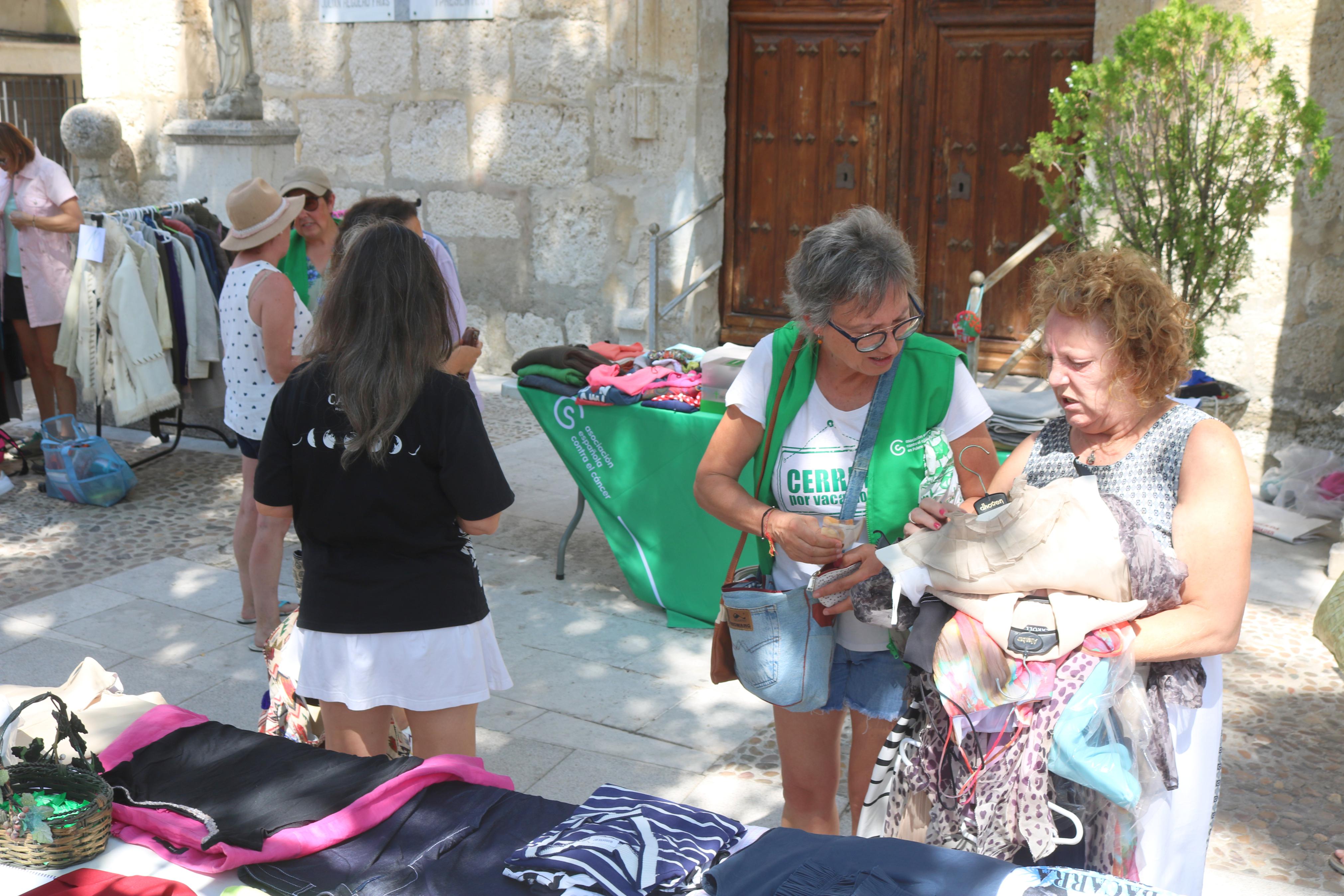 Mercado Solidario de Segunda Mano en Antigüedad