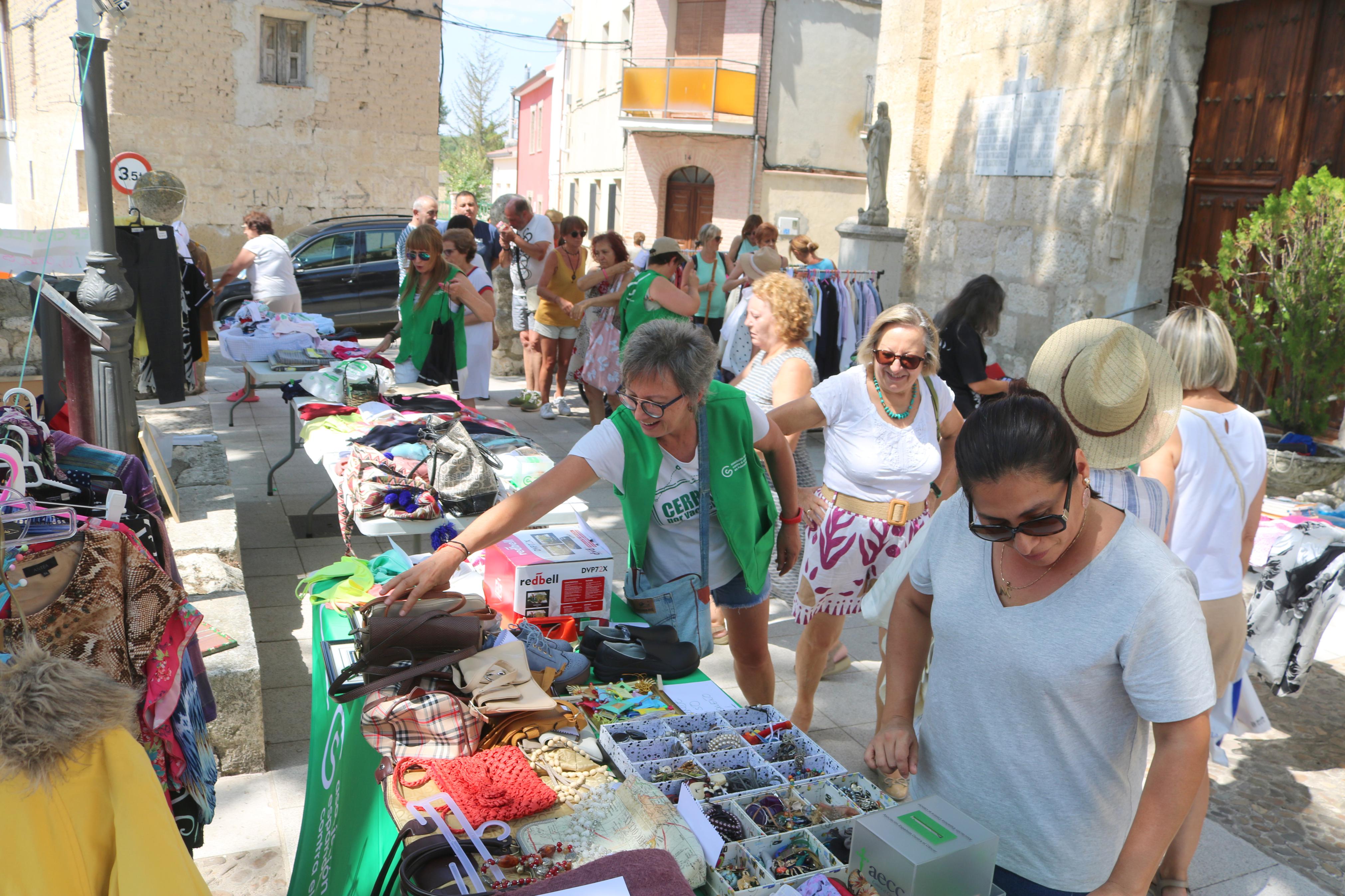 Mercado Solidario de Segunda Mano en Antigüedad