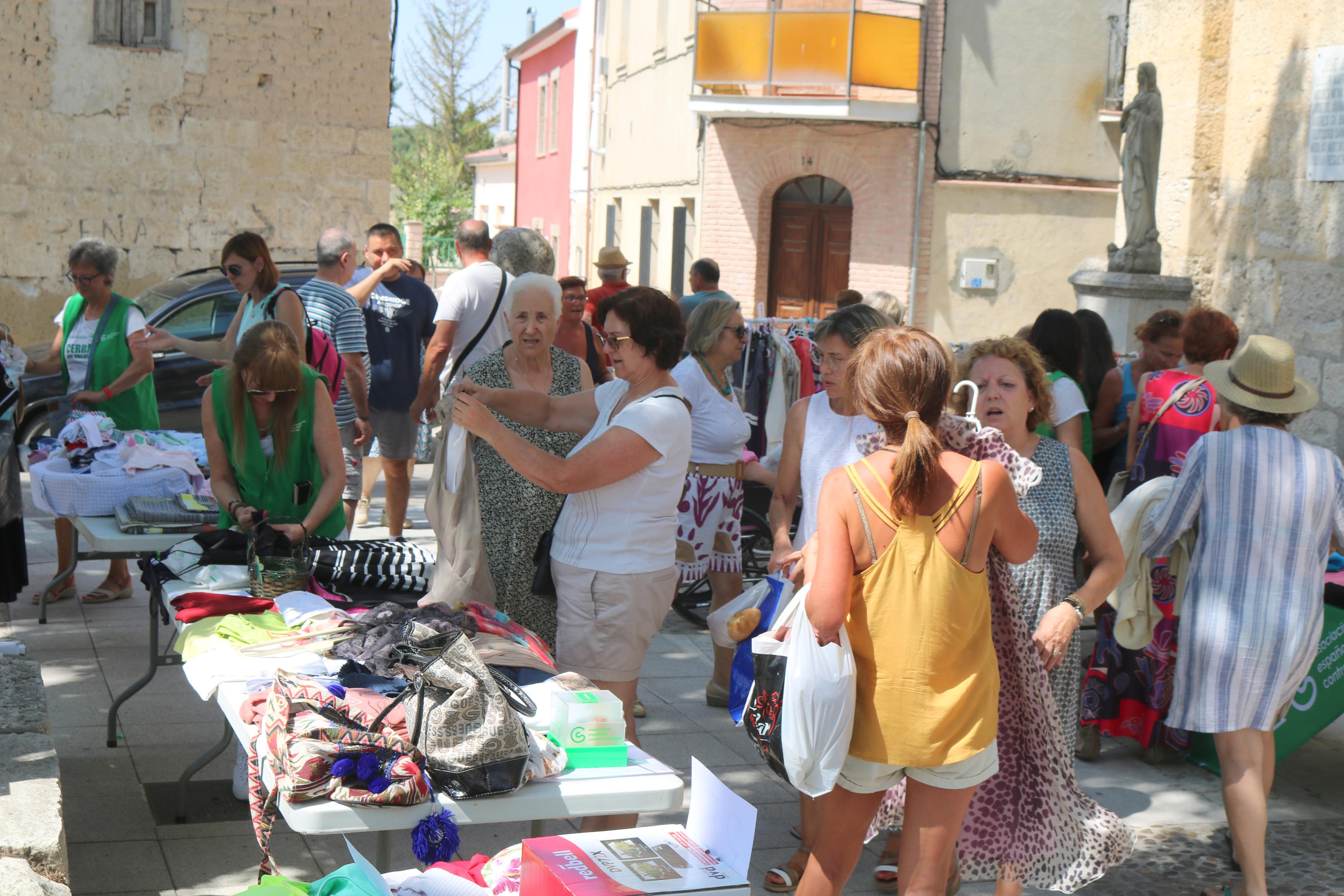 Mercado Solidario de Segunda Mano en Antigüedad