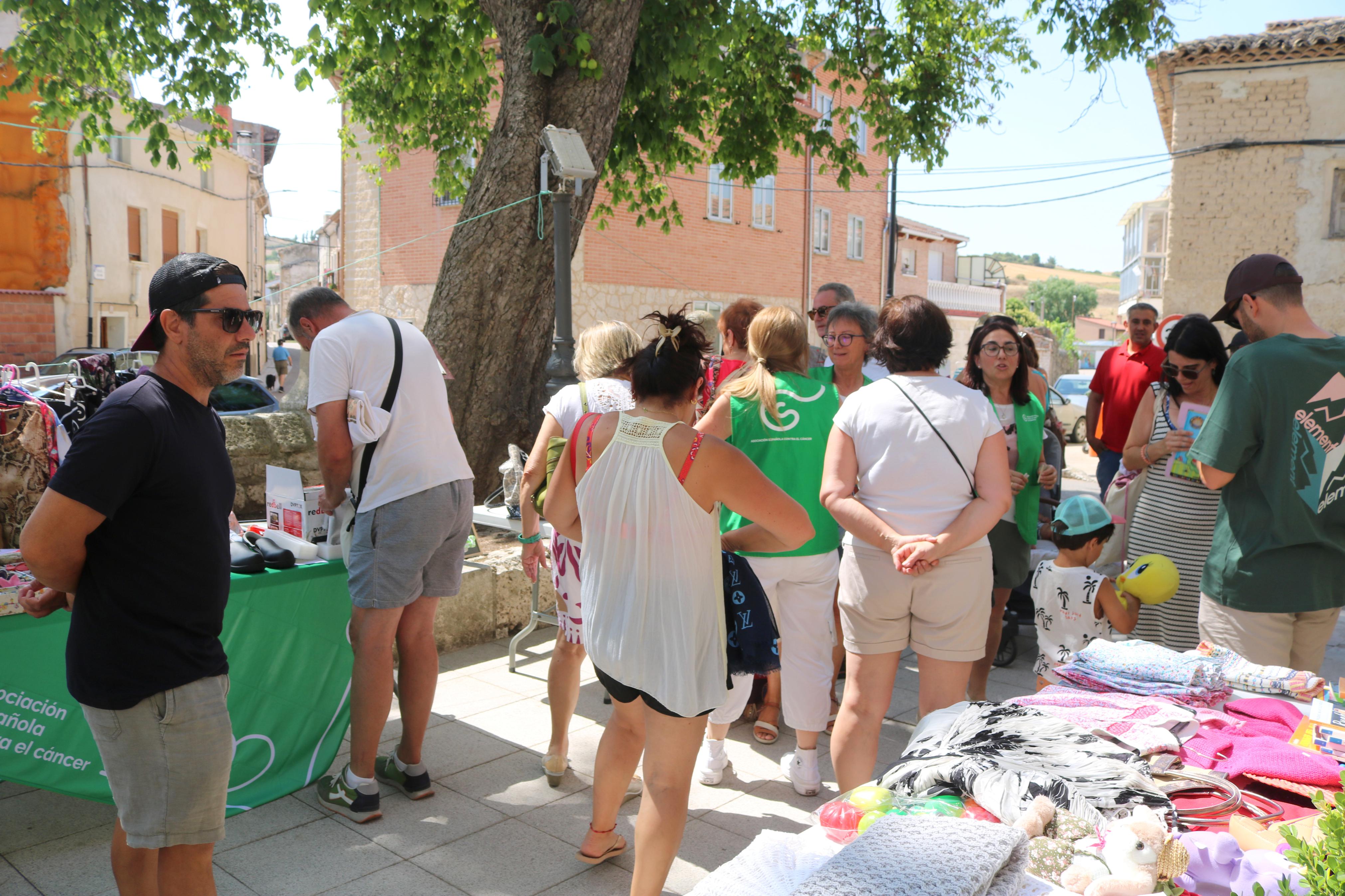 Mercado Solidario de Segunda Mano en Antigüedad