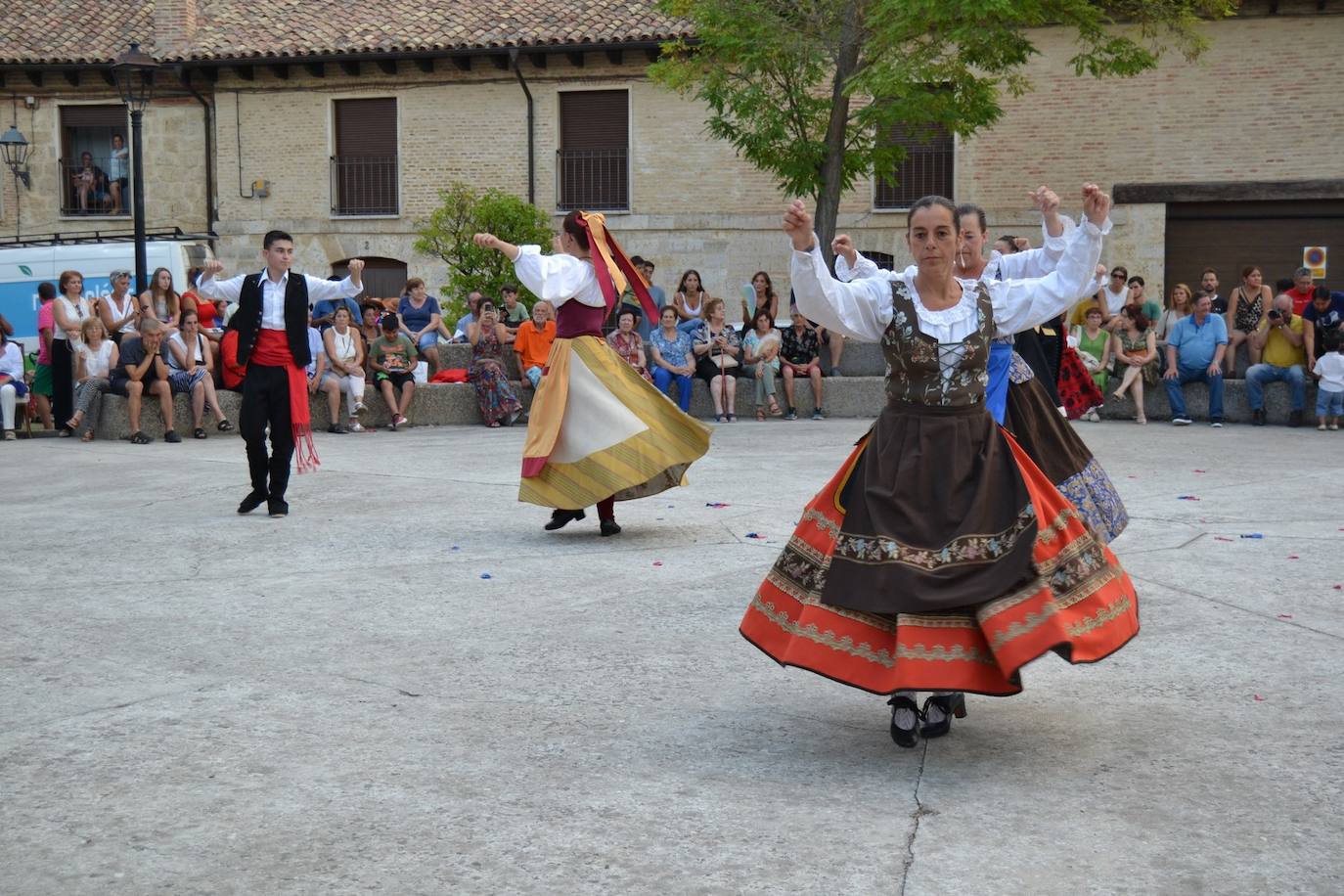 Astudillo se pone a bailar