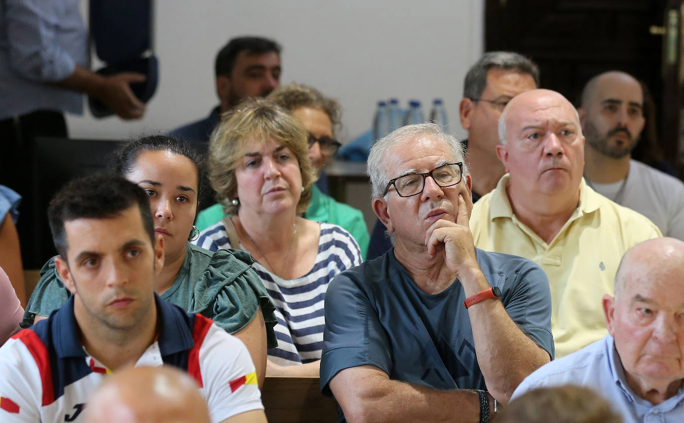 Asamblea de El Espinar por la travesía de San Rafael