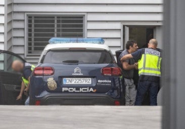 El detenido por matar a su pareja en Pajarillos llamó a su hermano para confesar el crimen