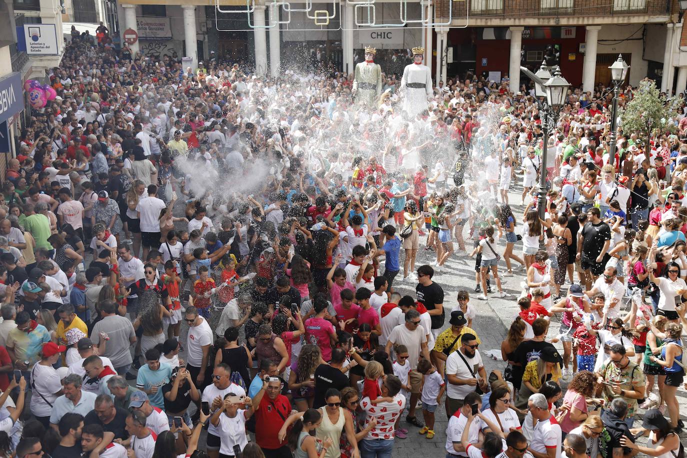 El arranque de las fiestas de Peñafiel, en imágenes