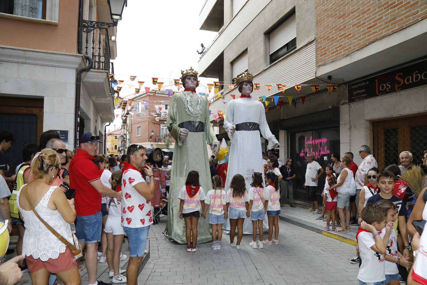 El arranque de las fiestas de Peñafiel, en imágenes