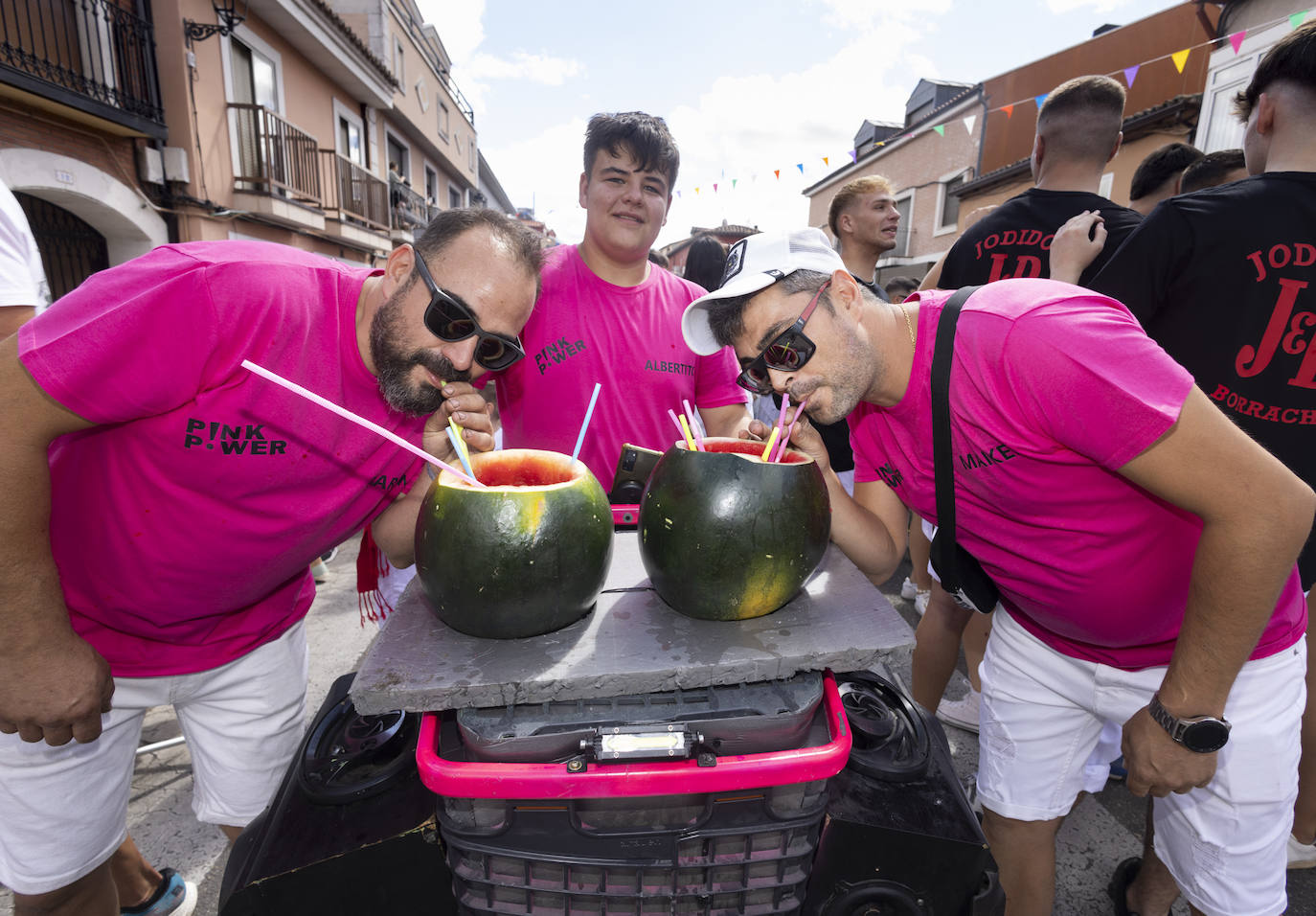 Búscate en las fotos del pregón y el chupinazo de las fiestas de Tudela de Duero