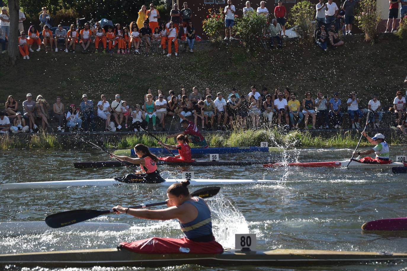 Fiesta de las piraguas en Velilla del Río Carrión