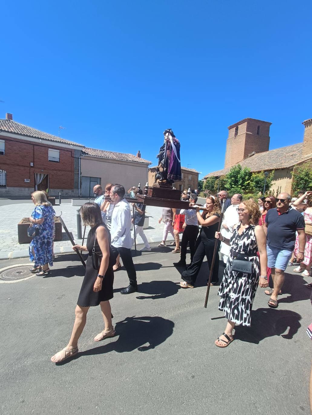 Procesión en Becilla de Valderaduey