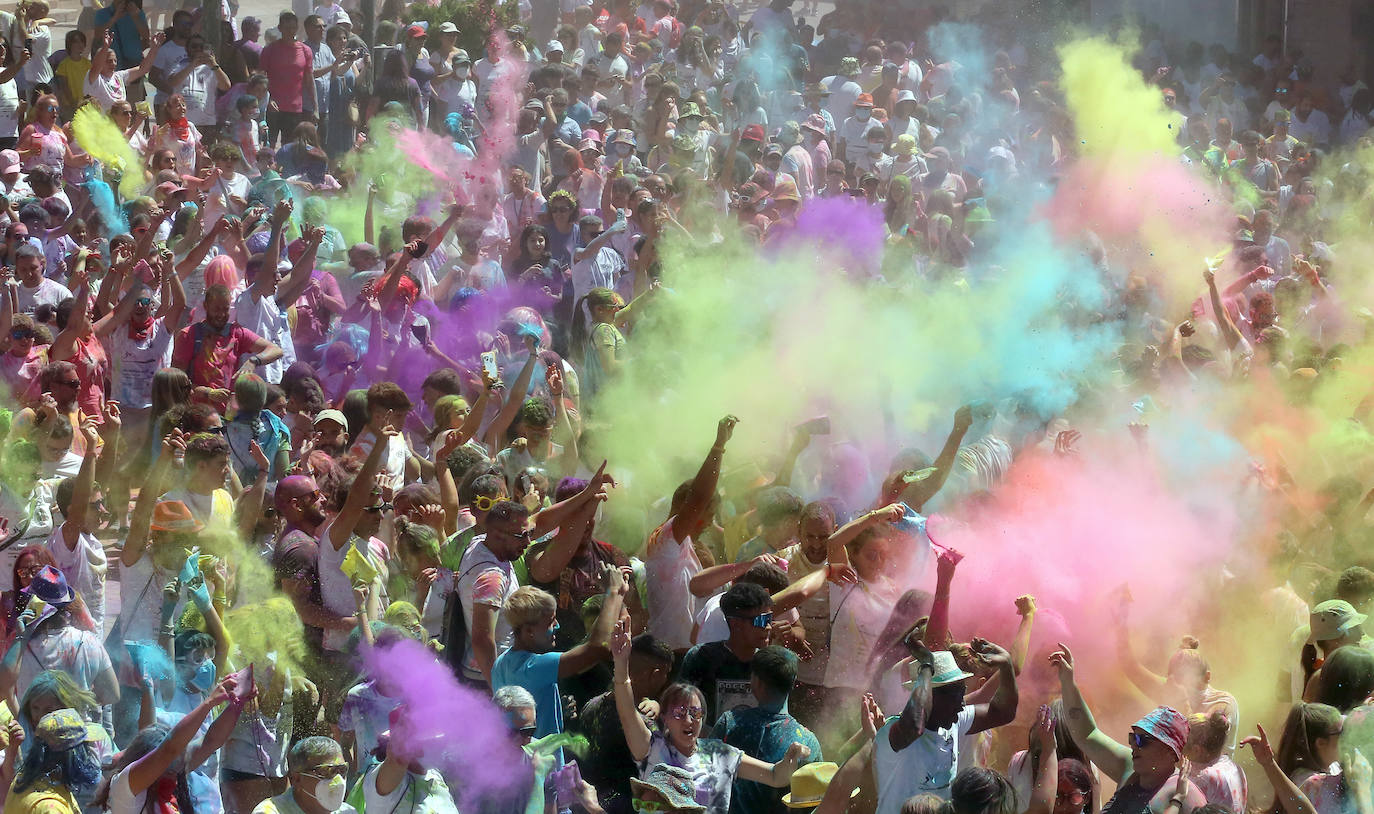 Fotografías del vermú &#039;holi&#039; de Cantalejo