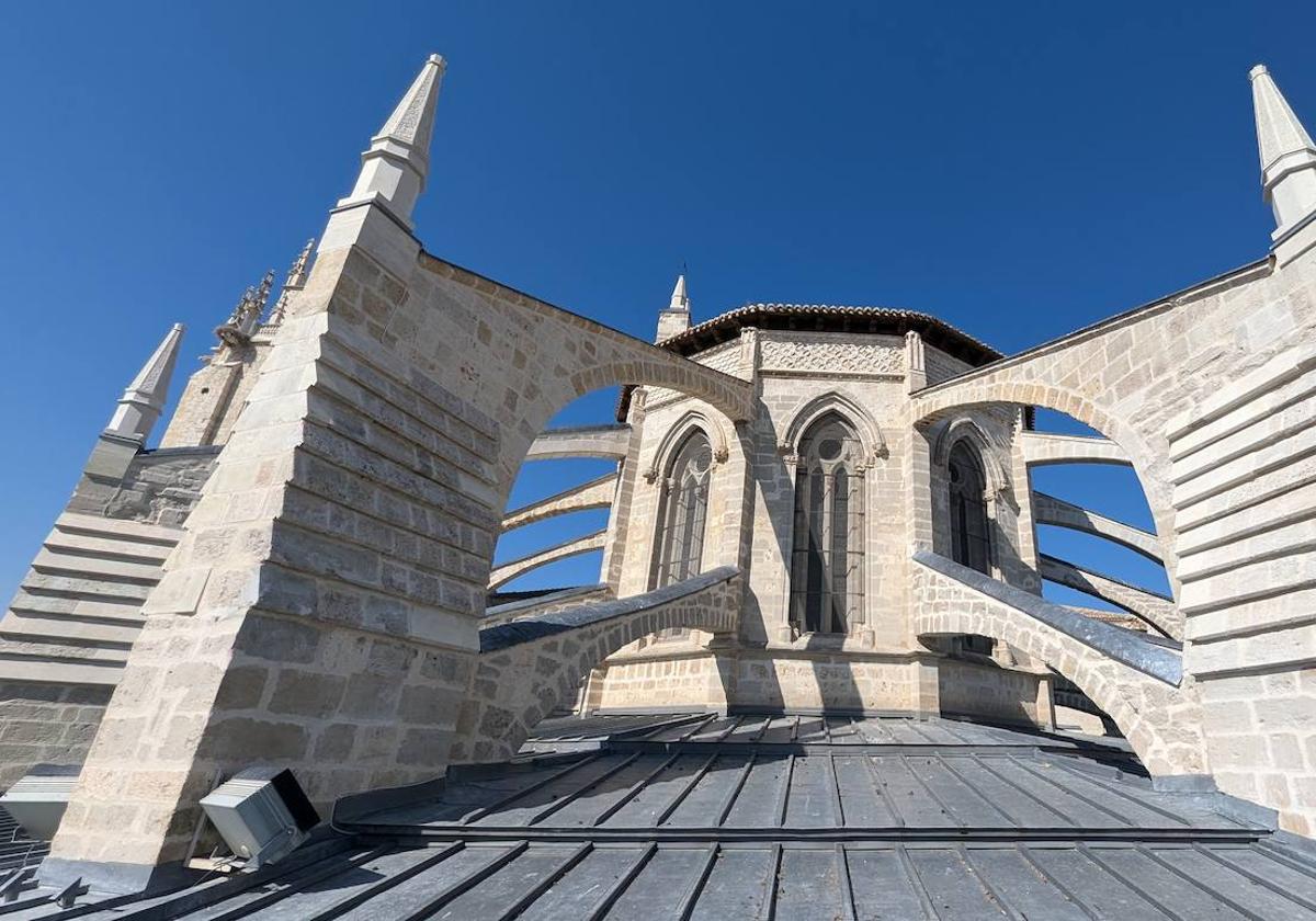 Exterior de la girola de la Catedral de Palencia.