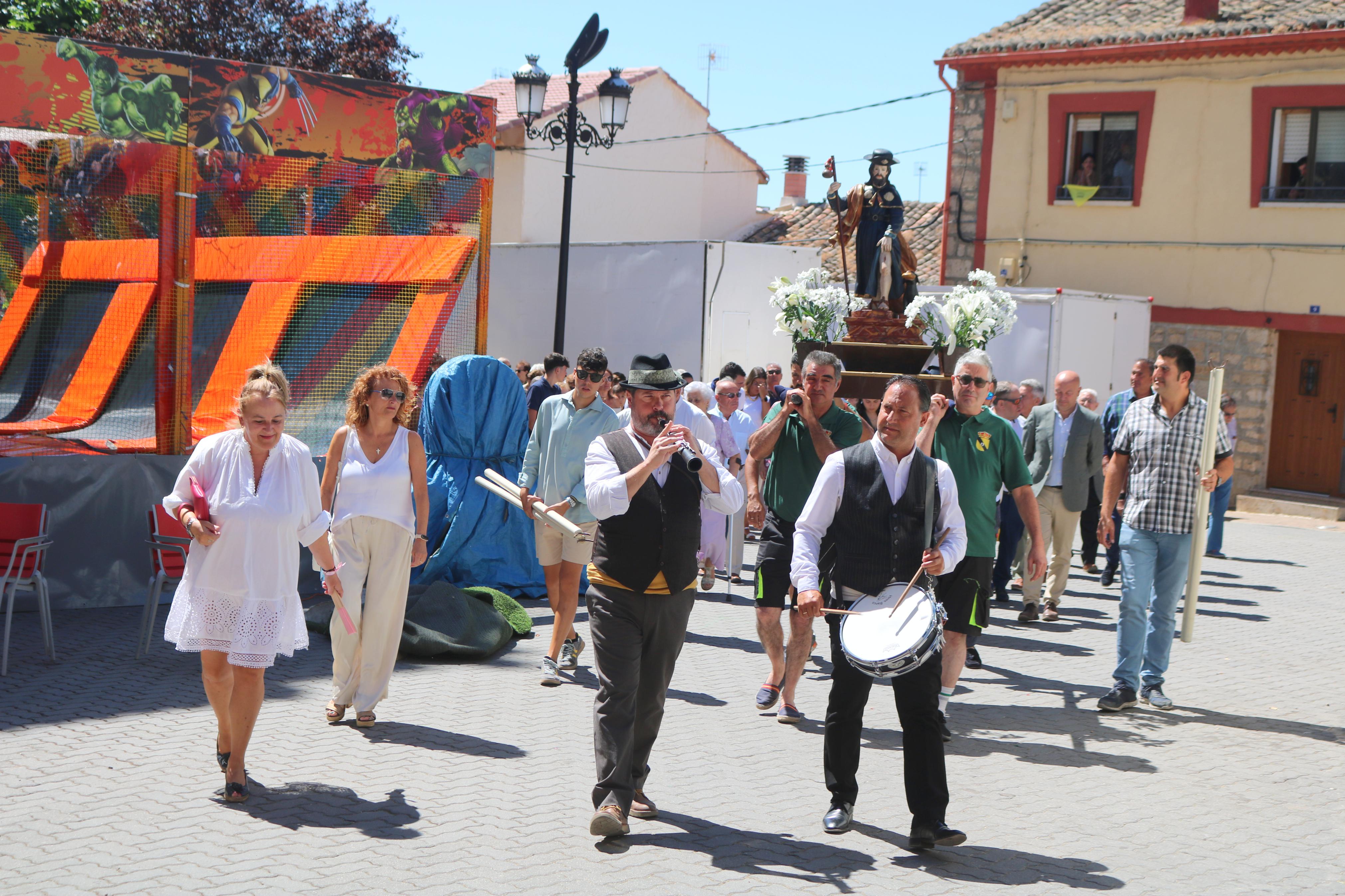 Procesión en honor a San Roque en Torquemada